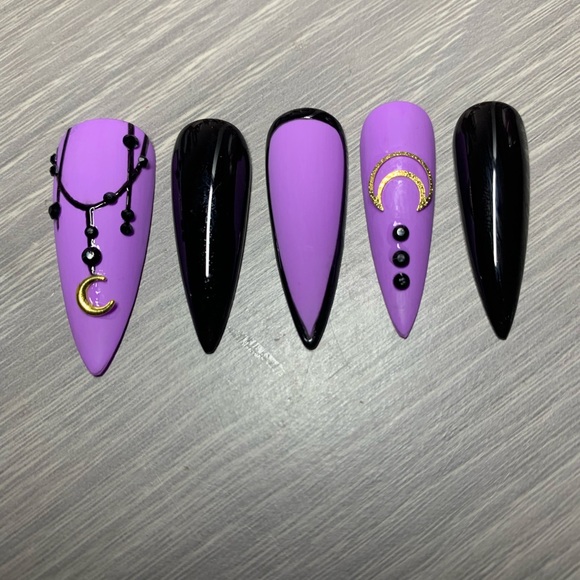 Handmade Luxury Press on Nails - Picture 7 of 7